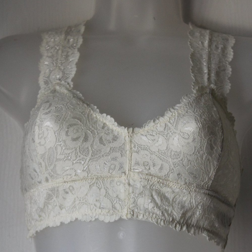 Cream Lace Anemone Bra